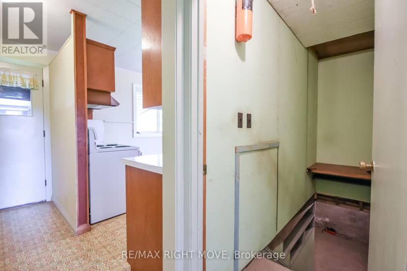 574 Lake Dalrymple Road — photo 16 of 35