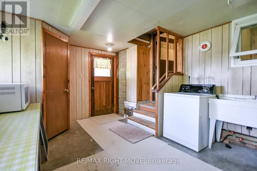 574 Lake Dalrymple Road — photo 23 of 35