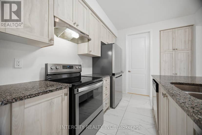 23 Weylie Street — photo 9 of 40