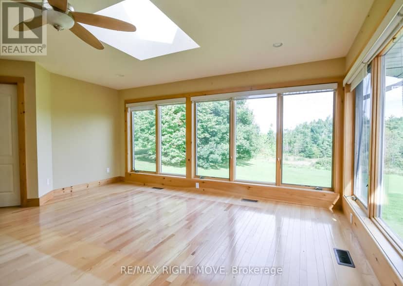 570 Lake Dalrymple Road — photo 14 of 40