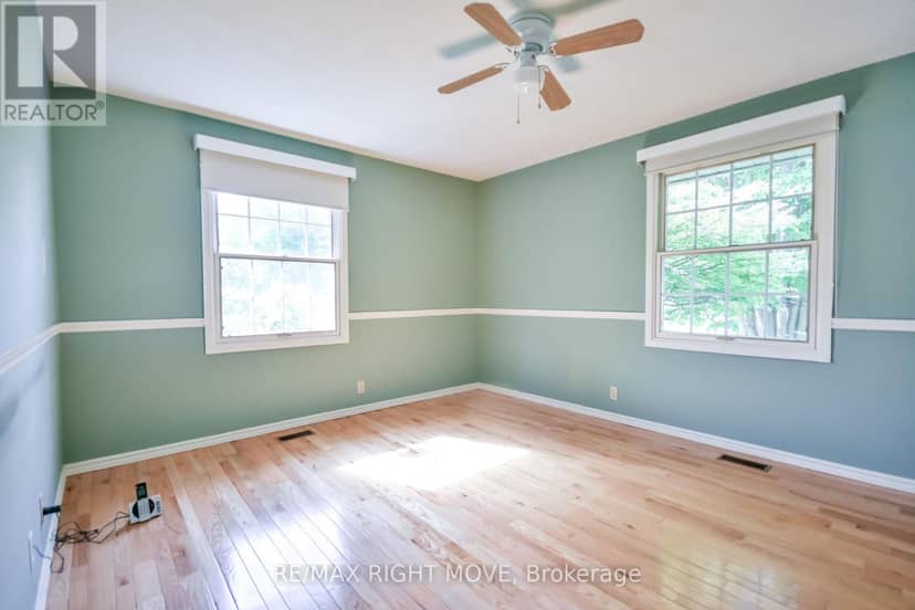 570 Lake Dalrymple Road — photo 24 of 40