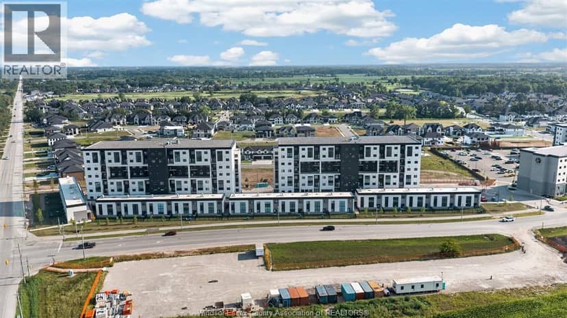 4400 Laurier PARKWAY Unit# 267 — photo 3 of 40