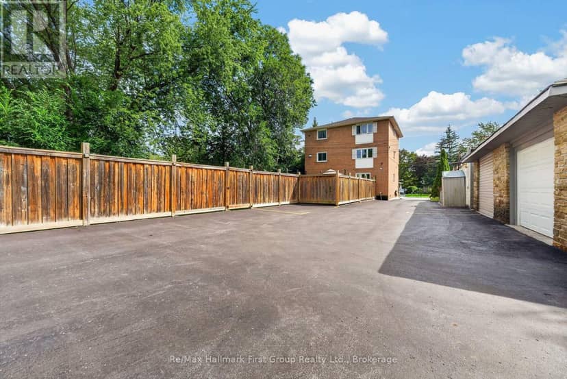 10 Lincoln Street — photo 32 of 33