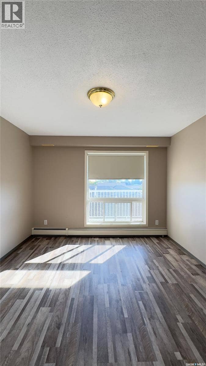 304 206 Pioneer PLACE — photo 16 of 27