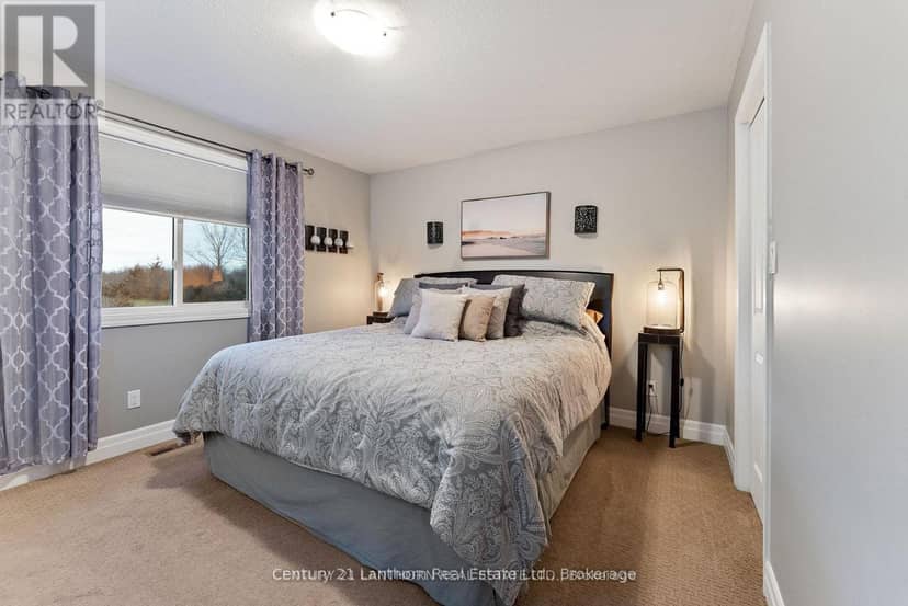 20846 Loyalist Parkway — photo 12 of 31