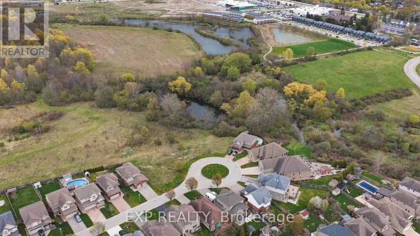1604 Vandusen Court, London North, photo 2