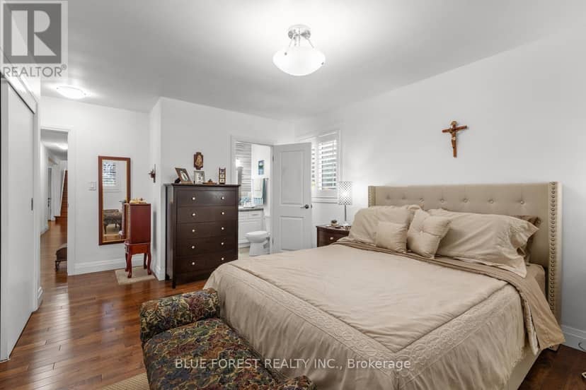 535 Gordon Avenue — photo 13 of 40