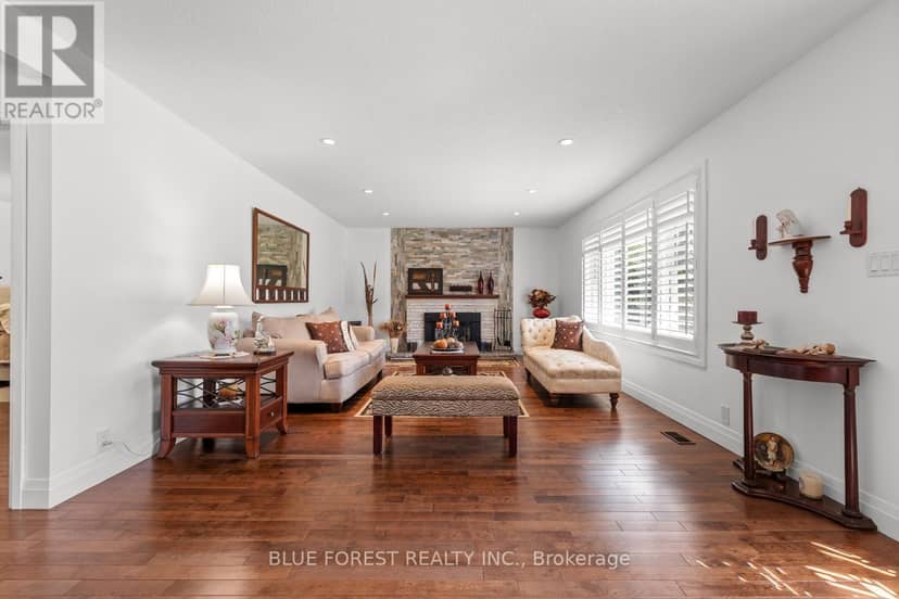 535 Gordon Avenue, London South, photo 4