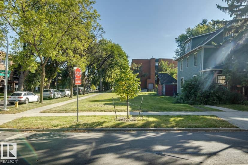 8925 100 ST NW, Edmonton, photo 3