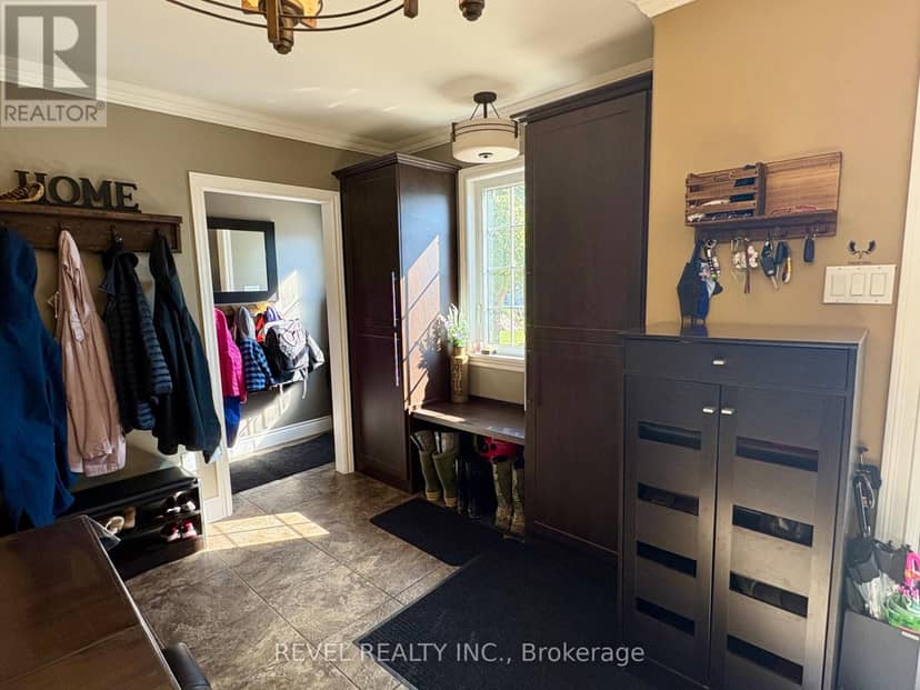 1198 Nahma Road, Cochrane, photo 4