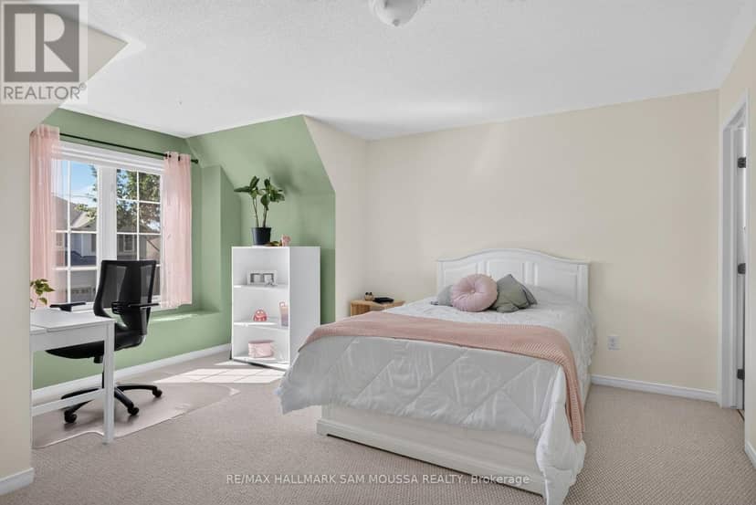 531 Dalewood Crescent — photo 31 of 40