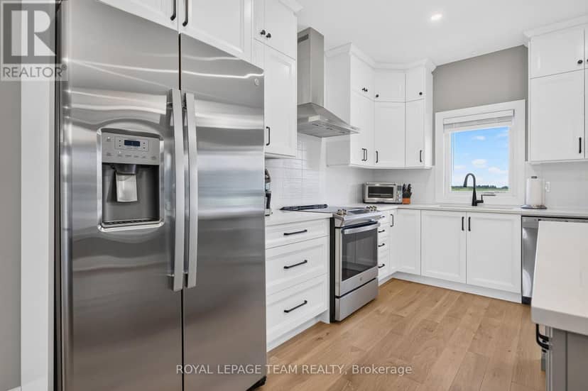 816 Namur Street — photo 17 of 39