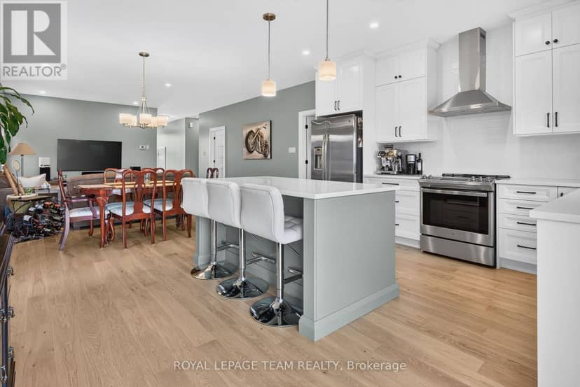 816 Namur Street — photo 19 of 39