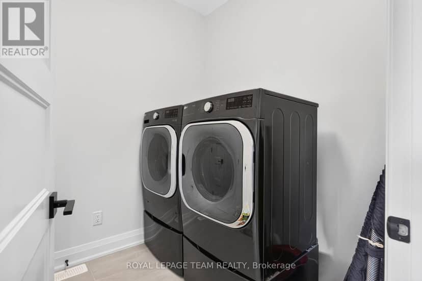 816 Namur Street — photo 27 of 39