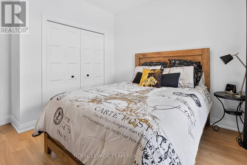 816 Namur Street — photo 8 of 39