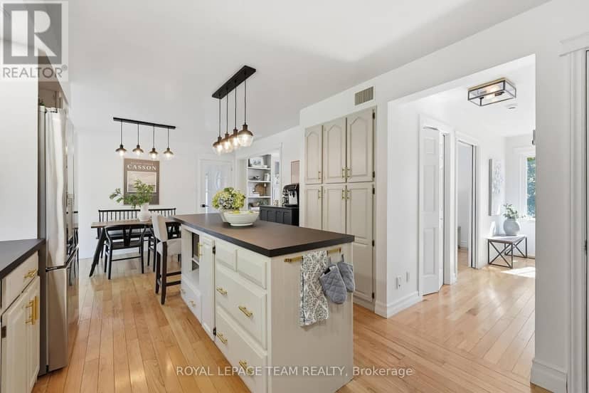 10493 St John Street — photo 11 of 40