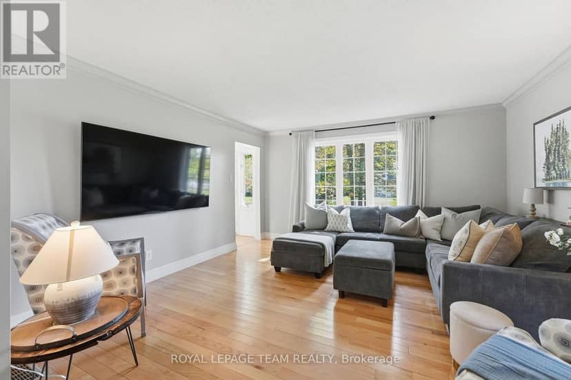 10493 St John Street — photo 18 of 40