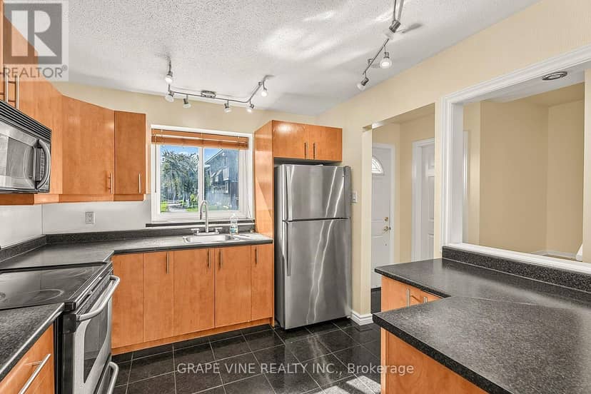 183 Pickford Drive — photo 11 of 34
