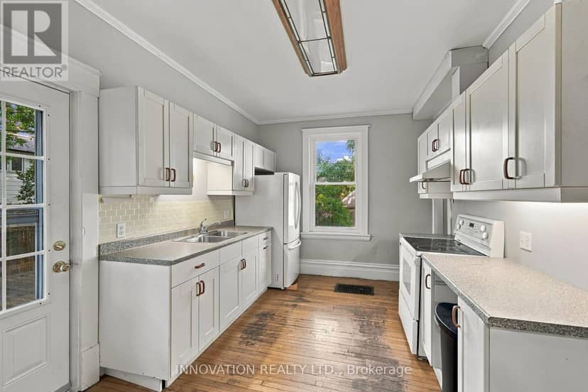 204 Compton Avenue — photo 12 of 40