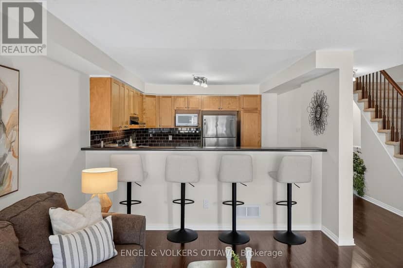 121 Quito Private — photo 11 of 26
