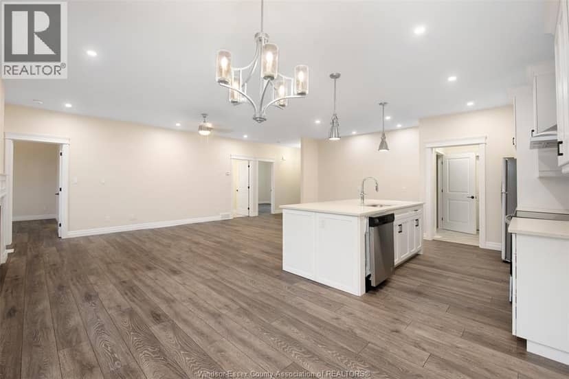 53 Belleview — photo 15 of 40