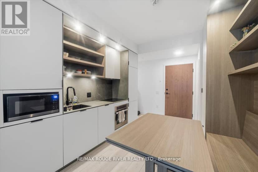 3808 - 55 Charles Street E — photo 11 of 37
