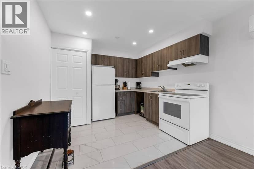 28 VICTORIA Avenue N Unit# 311, Hamilton, photo 3