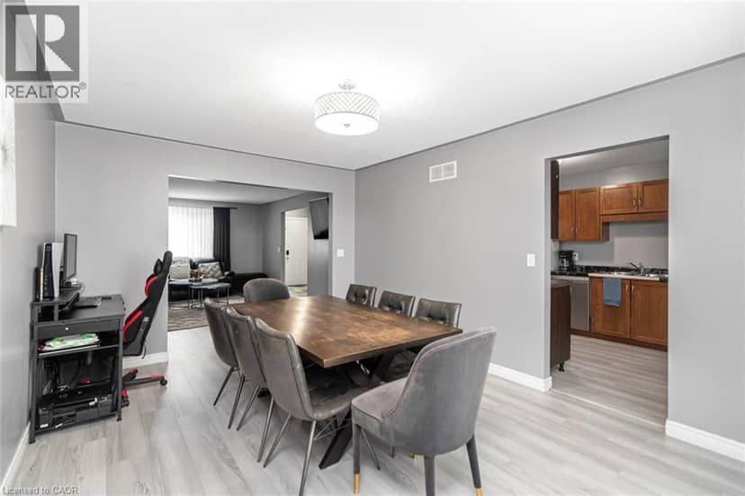 42 SATURN Road — photo 11 of 40