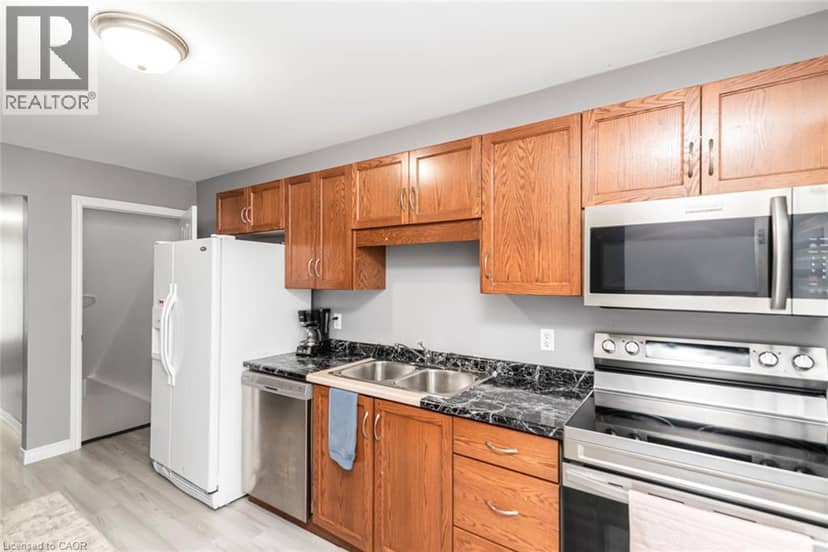 42 SATURN Road — photo 14 of 40