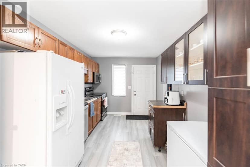 42 SATURN Road — photo 16 of 40