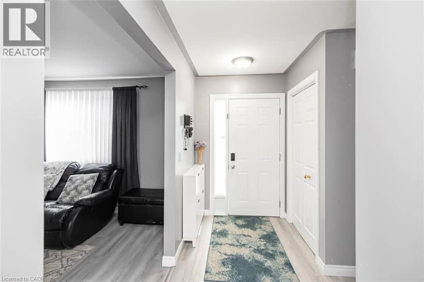 42 SATURN Road — photo 3 of 40