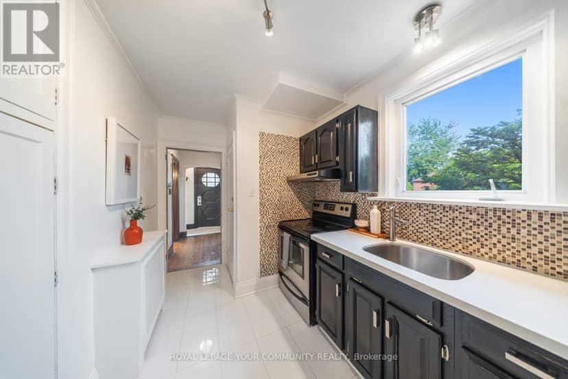 2 Four Oaks Gate — photo 19 of 40