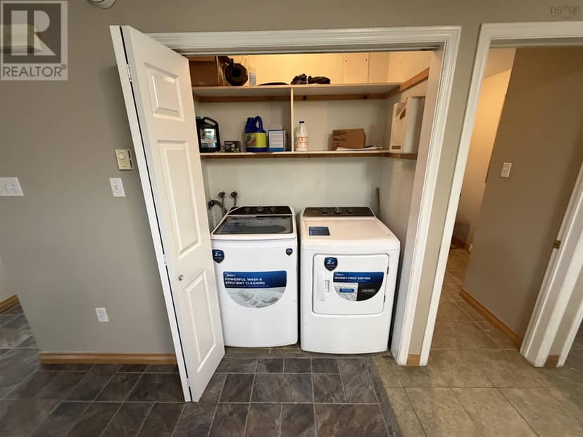 71 Audrey Drive — photo 17 of 39