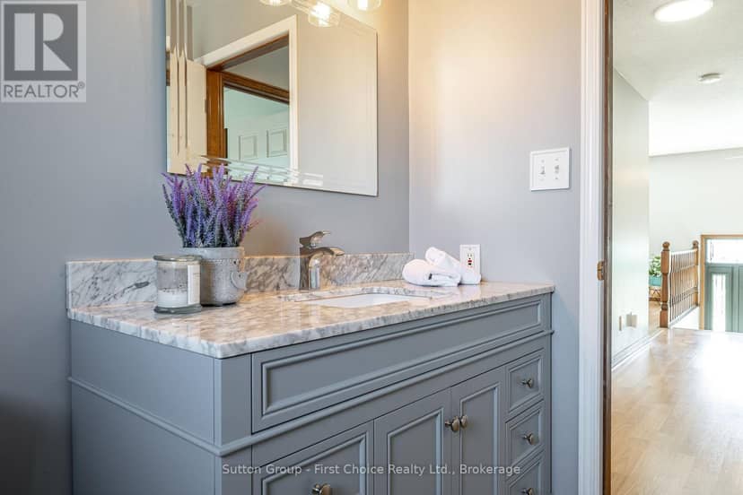 67 Napier Street — photo 16 of 38