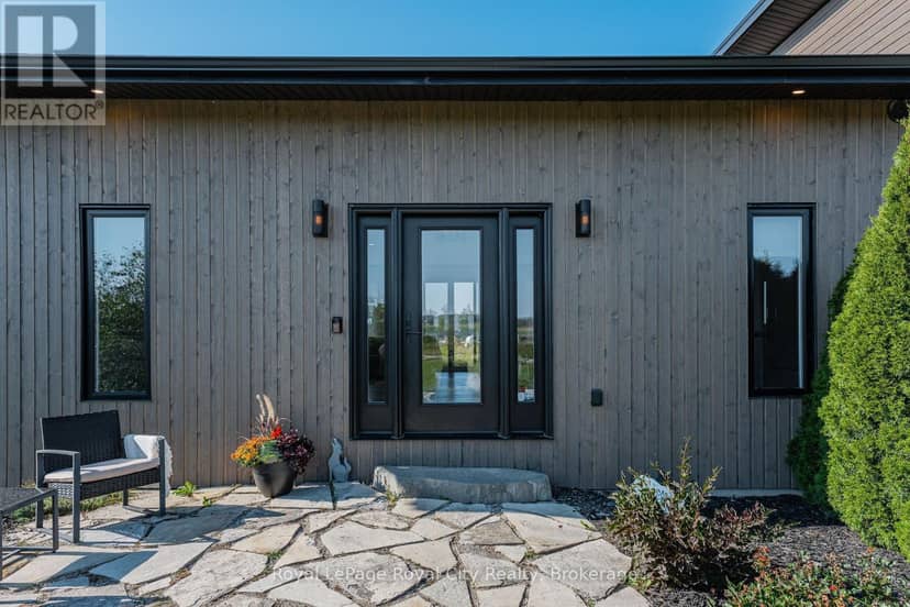 103 Ugovsek Crescent — photo 26 of 39