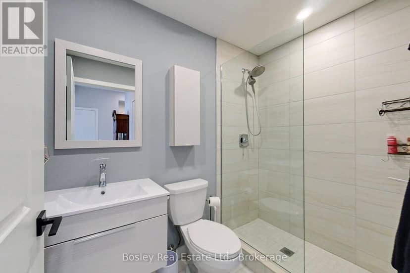 102 - 10 Beausoleil Lane — photo 19 of 39