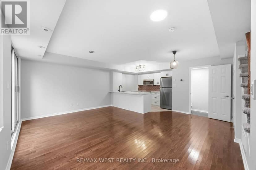 122 - 20 Elsie Lane, Toronto, photo 8