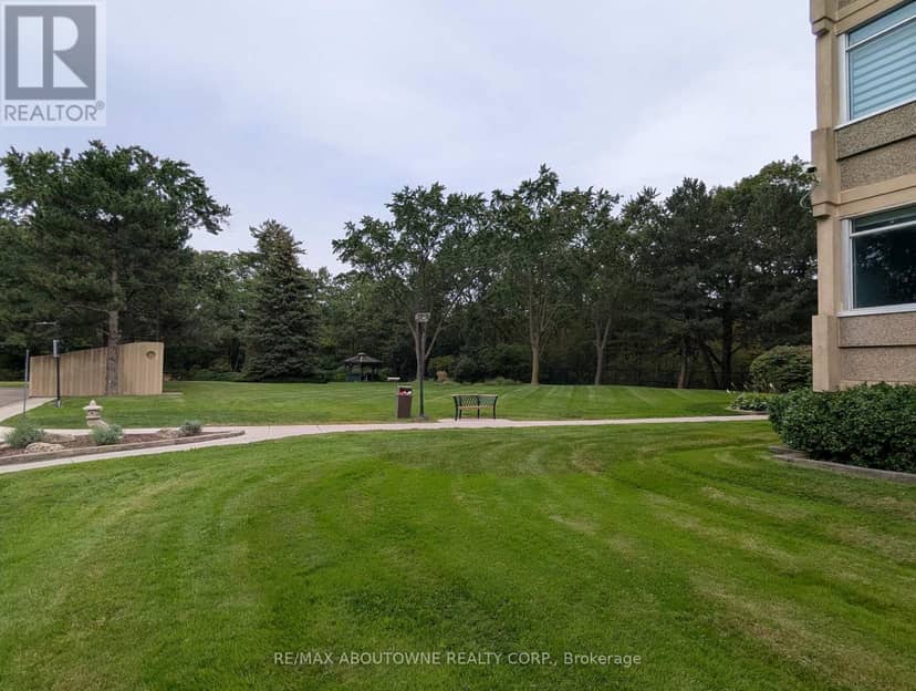 306 - 1359 White Oaks Boulevard — photo 36 of 37