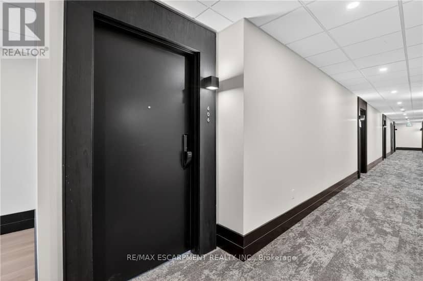 606 - 461 Green Road, Hamilton, photo 2
