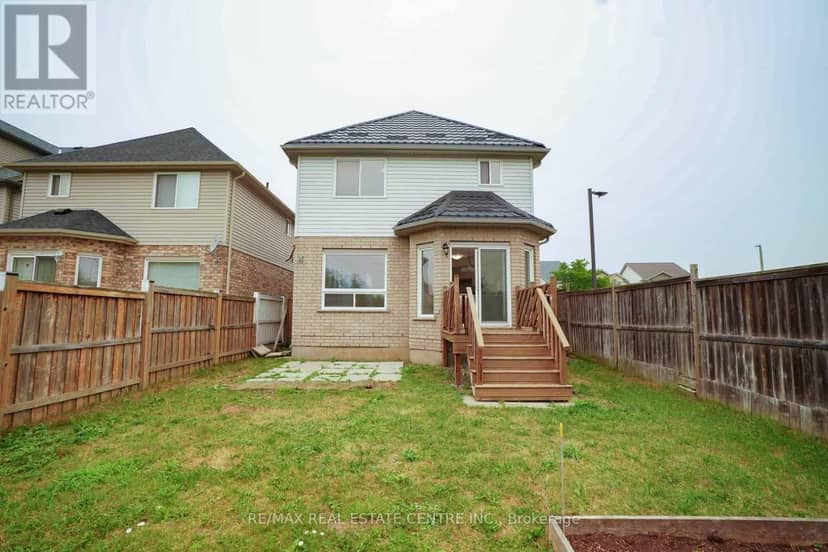 18 Heritage Drive — photo 17 of 40