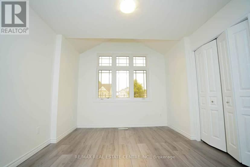 18 Heritage Drive — photo 22 of 40