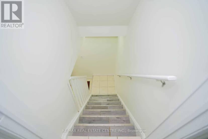 18 Heritage Drive — photo 36 of 40