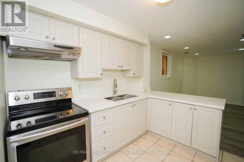 18 Heritage Drive — photo 40 of 40