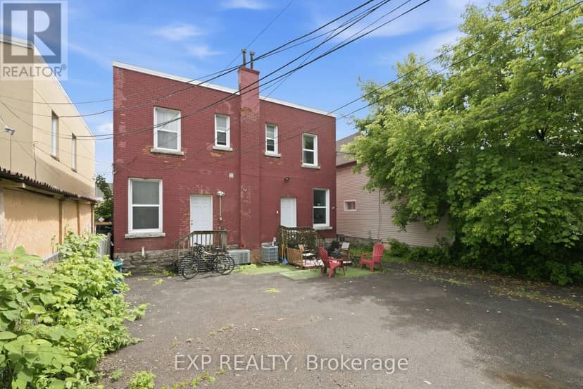 451 & 453 - 453 Catherine Street N — photo 34 of 37