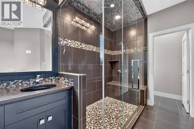 4 Aspen Cliff Close SW — photo 33 of 40