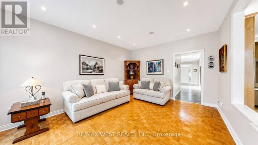 71 Gidleigh Park Crescent — photo 30 of 40
