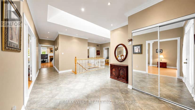 71 Gidleigh Park Crescent — photo 15 of 40