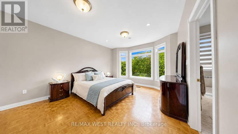 71 Gidleigh Park Crescent — photo 27 of 40