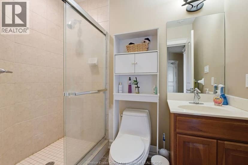 1225 RIVERSIDE DRIVE Unit# 801 — photo 14 of 40