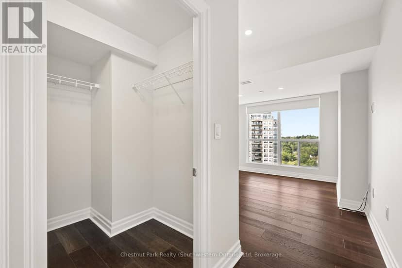 1503 - 150 Wellington Street E — photo 29 of 40